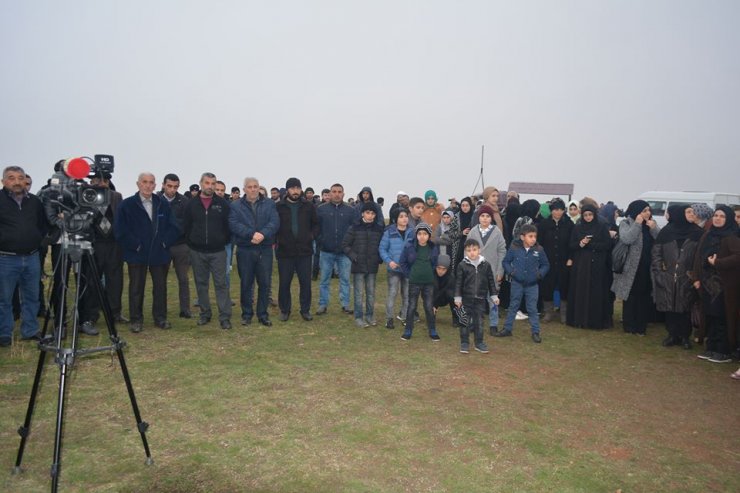 Həzrəti Qeysin (r.ə) ziyarətgahında ərbəin (qırx) mərasimi keçirildi (Foto)