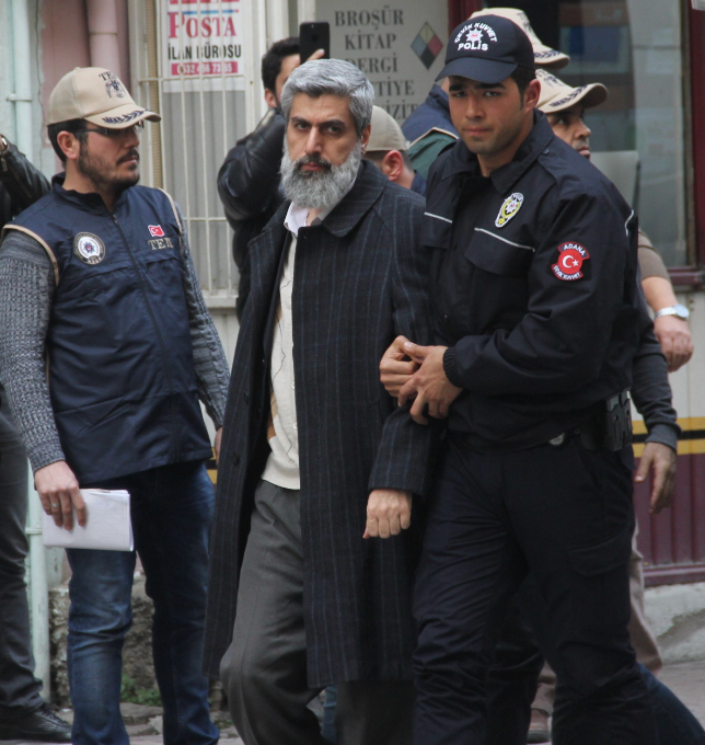 Alparslan Kuytul və tərəfdarlarının həbsdən sonrakı ilk FOTOLARI