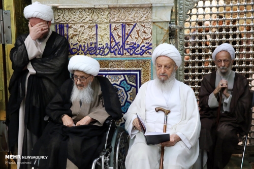 Ali dini rəhbər İmam Rzanın (ə) qəbrinin tozunun alınması mərasiminə qatıldı (Foto) 