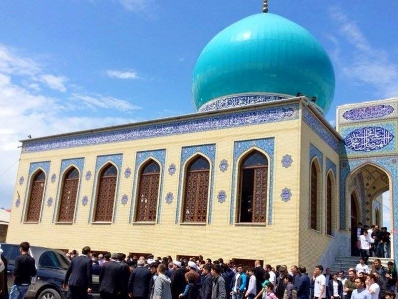 Marneuli İmam Hüseyn (ə) adına məscid (Foto)