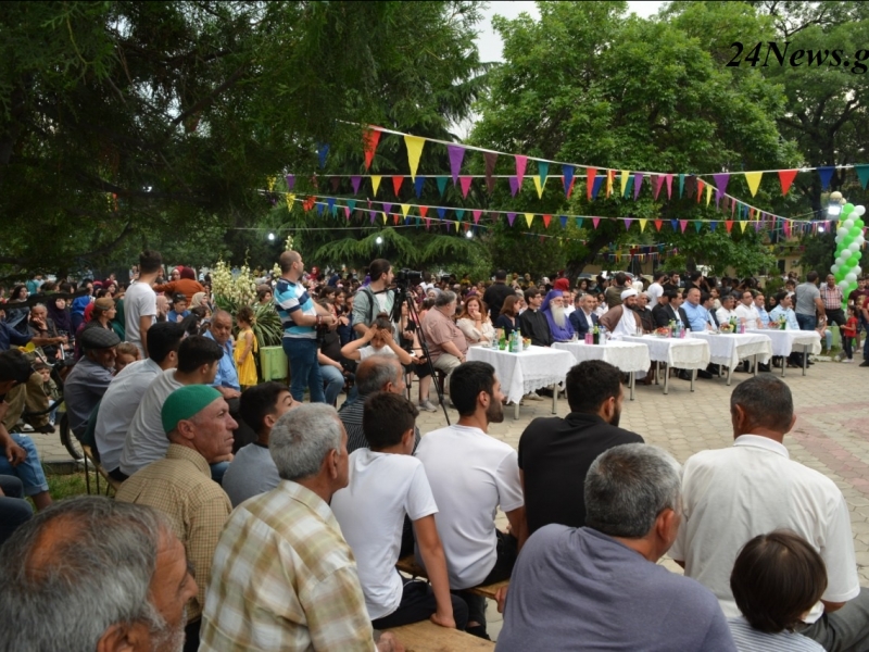 Marneulidə möhtəşəm Ramazan Bayramı keçirilib (Foto-Video)