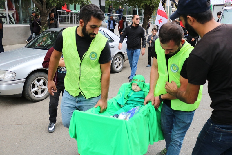 İzdihamlı "Tasua" yürüşü keçirildi (Foto)