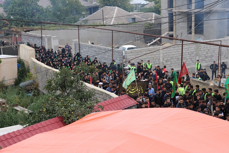 İzdihamlı "Tasua" yürüşü keçirildi (Foto)