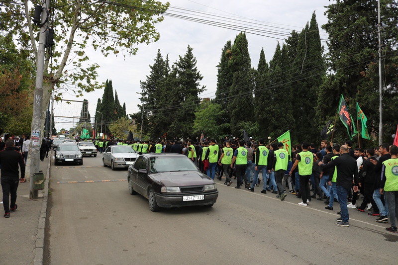 İzdihamlı "Tasua" yürüşü keçirildi (Foto)