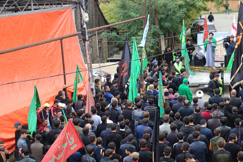 İzdihamlı "Tasua" yürüşü keçirildi (Foto)