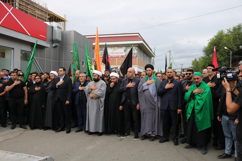 İzdihamlı "Tasua" yürüşü keçirildi (Foto)