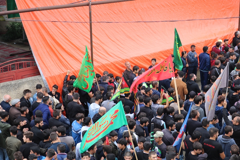 İzdihamlı "Tasua" yürüşü keçirildi (Foto)