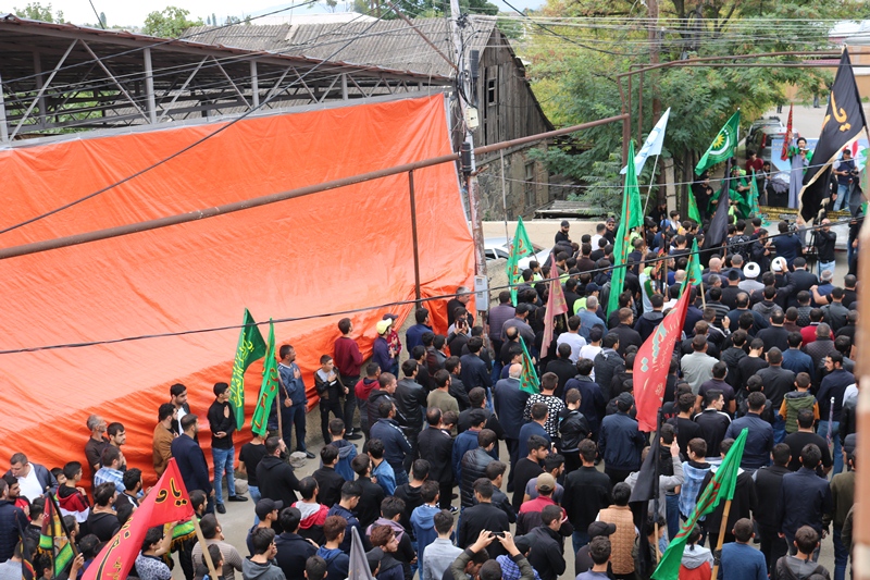 İzdihamlı "Tasua" yürüşü keçirildi (Foto)