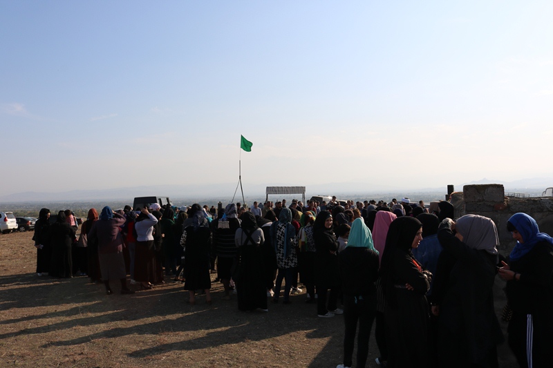 Peyğəmbərin (s) səhabəsi Hz.Qeysin (r.ə) ziyarətgahında əza mərasimi (Foto)