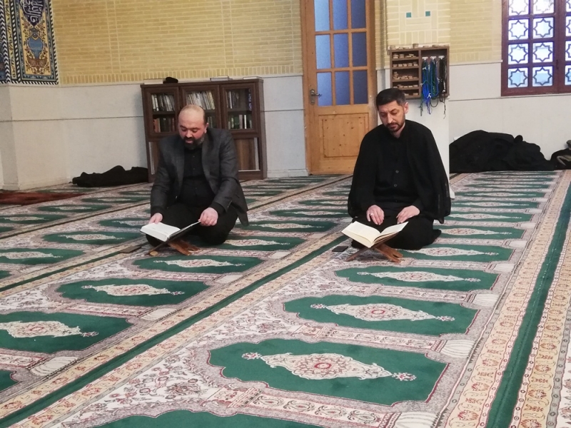 Marneuli İmam Hüseyn (ə) adına olan məsciddə Quran və əza mərasimi keçirilib (Foto)