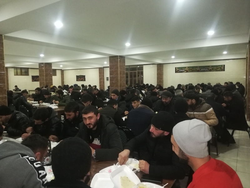 Marneuli İmam Hüseyn (ə) adına olan məsciddə Quran və əza mərasimi keçirilib (Foto)