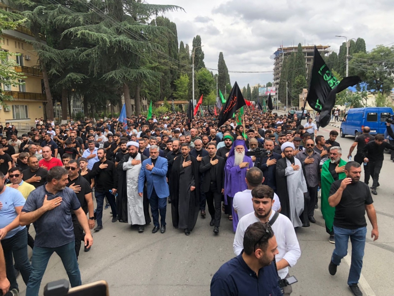 Gürcüstanda izdihamlı "Tasua" yürüşü keçirildi (Foto-Video)