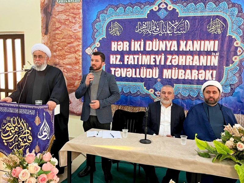 Marneulidə "Həzrəti Fatimeyi-Zəhranın (s.ə) şəxsiyyət və məqamı" mövzusunda seminar keçirildi (Foto)