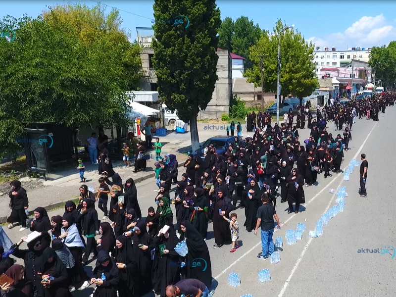 Gürcüstanda izdihamlı "Tasua" yürüşü keçirildi (Foto)